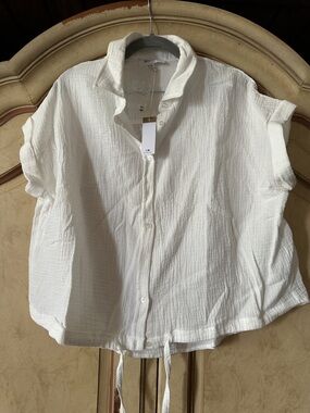 NWT Lightweight Cream Button-Down Cotton Gauze Shirt size medium